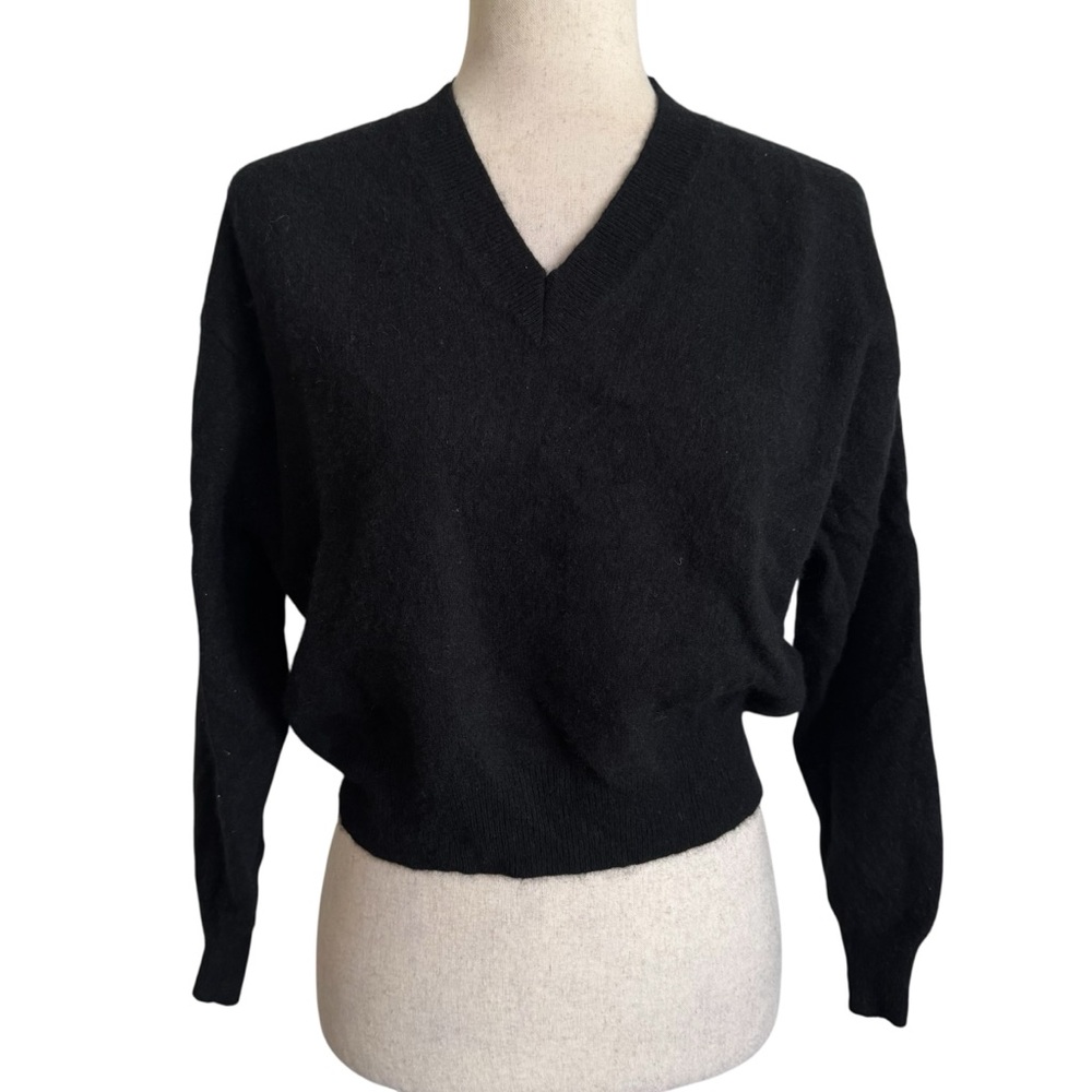 Crush Cashmere Black Cashmere V-Neck Sweater